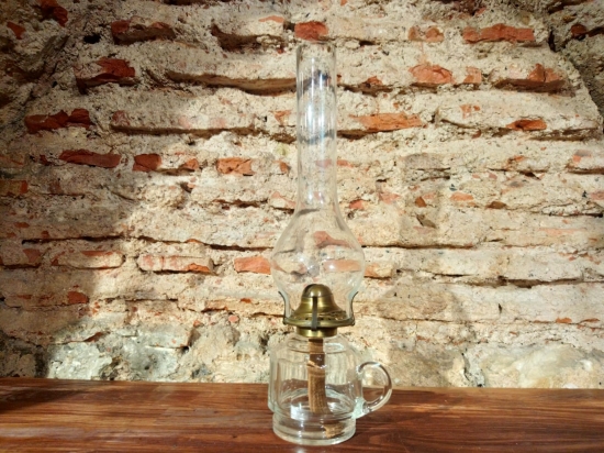 Şinanay formunda cam gaz lambası