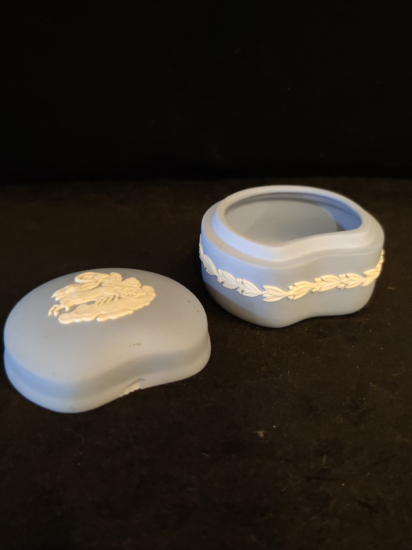 Vedvüd İngiliz Kutu