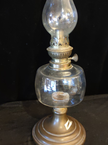 Bronz Ayaklı Cam Gövdeli Gaz Lambası