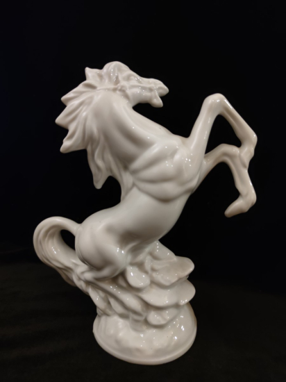 Porselen At Biblo Avrupa