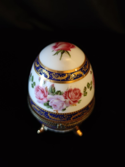 Limoges Porselen Yumurta