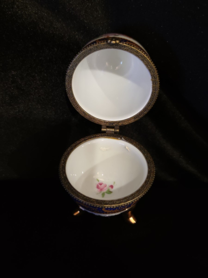 Limoges Porselen Yumurta