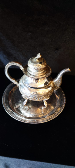 Bakır Çay Potu ve Kalem İşçilikli Tepsi