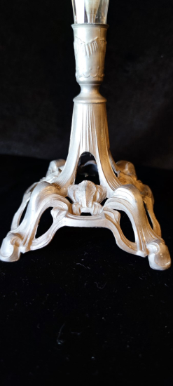 Fransız Bronz Ayaklı Laledanlık