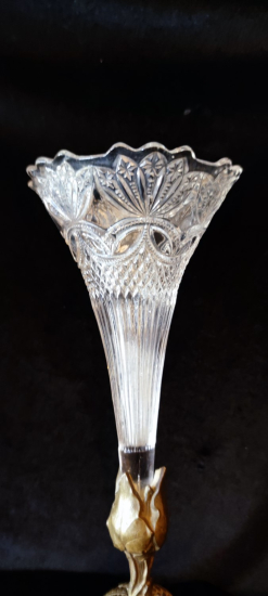 Fransız Laledan Bronz Alt kaideli