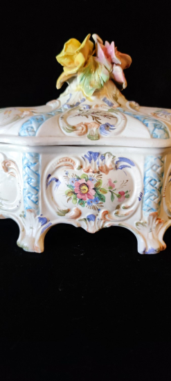 İtalian Capitamonte Jardinyer