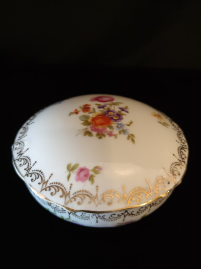 Limoges Porselen Kutu